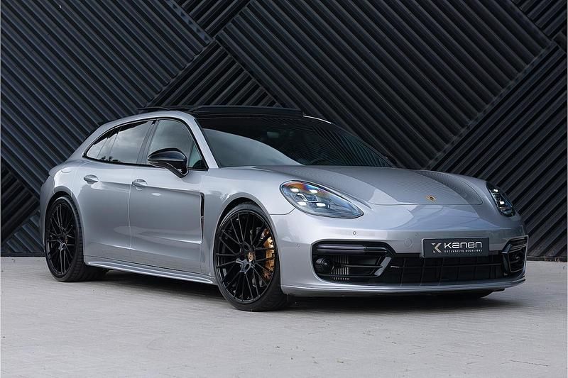 Zilver (metallic) Occasion 2020 Porsche Panamera S E-Hybrid Sport Turismo Sedan | € 79.900 (Duur) - Afbeelding 1/4