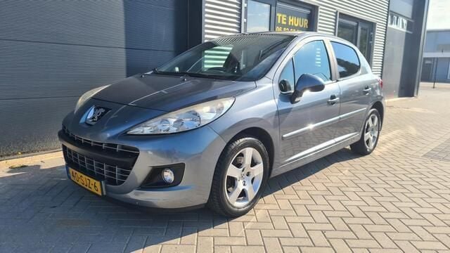 Grijs Gebruikt 2011 Peugeot 207 Hatchback | € 2.250 (Eerlijke prijs) - Afbeelding 1/4