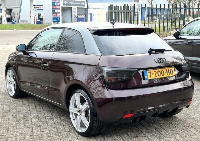 Occasion Audi A1 122 PK (89 kW) 2012 Paars Hatchback