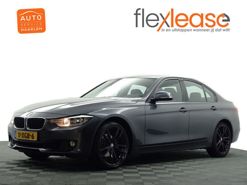 Grijs Gebruikt 2012 BMW 320 M Sport Sedan | € 14.900 (Duur) - Afbeelding 1/4