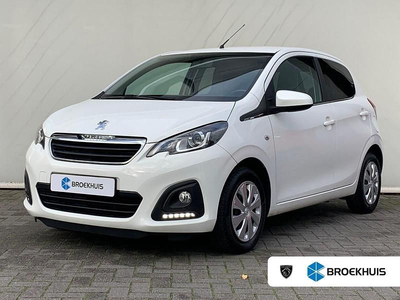 Wit Gebruikt 2017 Peugeot 108 Active Hatchback | € 6.945 (Eerlijke prijs) - Afbeelding 1/4