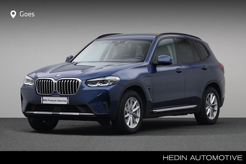 Blauw Occasion 2024 BMW X3 Executive SUV | € 52.880 (Goede deal) - Afbeelding 1/4