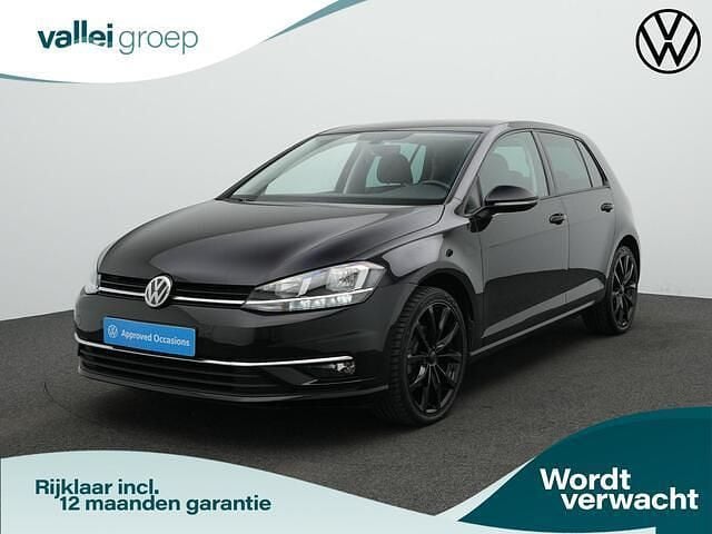 Zwart Gebruikt 2018 VW Golf VII Comfortline Hatchback | € 14.900 (Eerlijke prijs) - Afbeelding 1/4