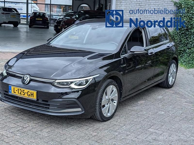 Zwart Occasion 2020 VW Golf VII Style Hatchback | € 20.950 (Eerlijke prijs) - Afbeelding 1/4