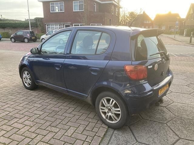 Occasion Toyota Yaris BlueLine 87 PK (63 kW) 2004 Blauw (metallic) Hatchback