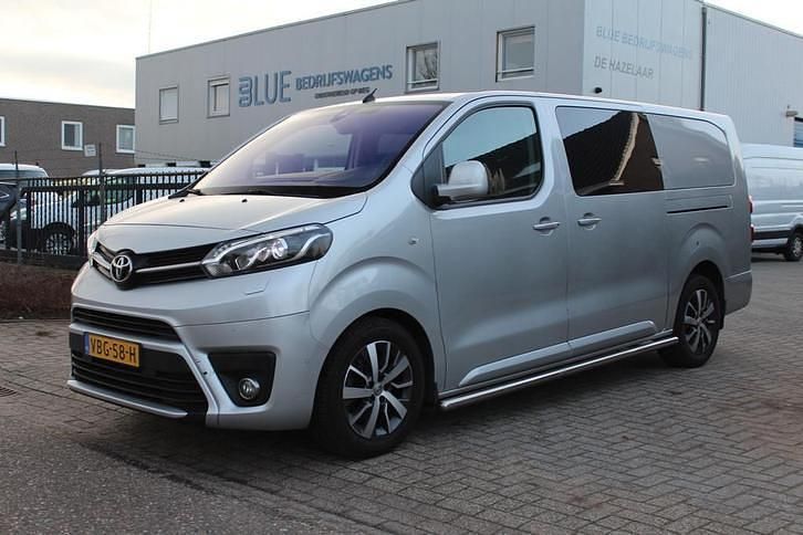 Occasion Toyota Proace 177 PK (130 kW) 2019 Zilver MPV
