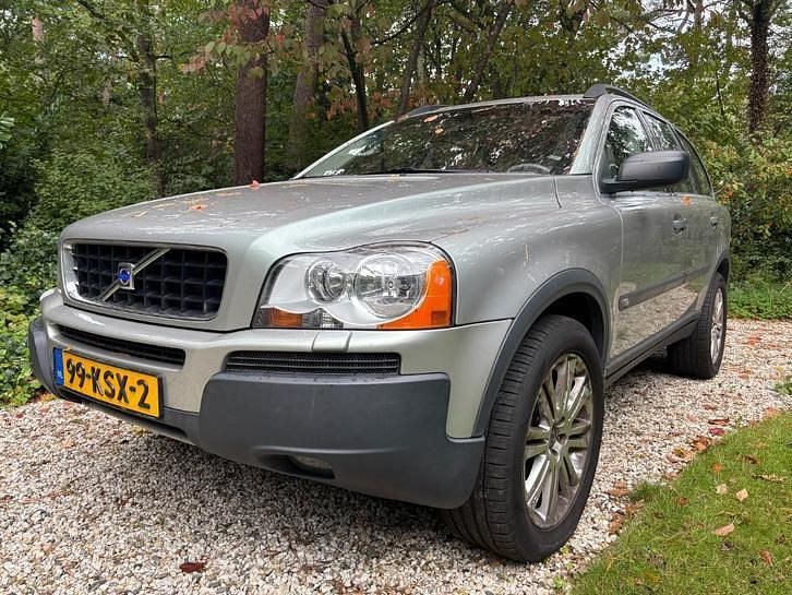 Grijs Gebruikt 2003 Volvo XC90 SUV | € 6.750 (Eerlijke prijs) - Afbeelding 1/1