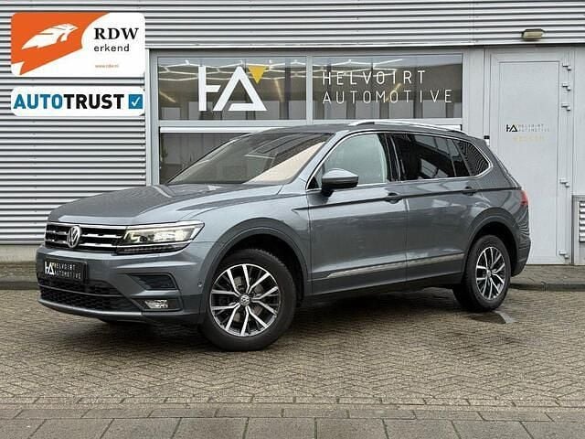 Grijs (metallic) Gebruikt 2018 VW Tiguan Allspace Comfortline SUV | € 20.995 (Goede deal) - Afbeelding 1/4