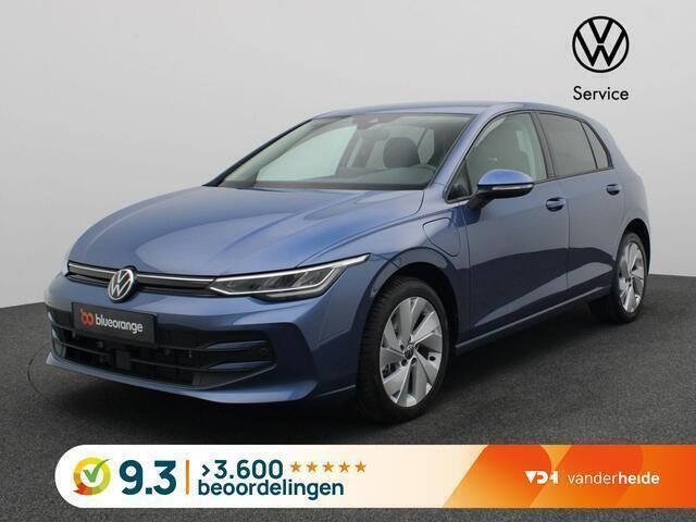 Blauw, metallic lak Nieuw 2025 VW Golf VIII Edition Hatchback | € 36.900 (Eerlijke prijs) - Afbeelding 1/3