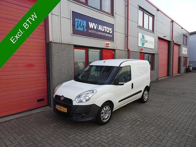 Wit Gebruikt 2011 Fiat Doblò MPV | € 2.990 (Goede deal) - Afbeelding 1/4
