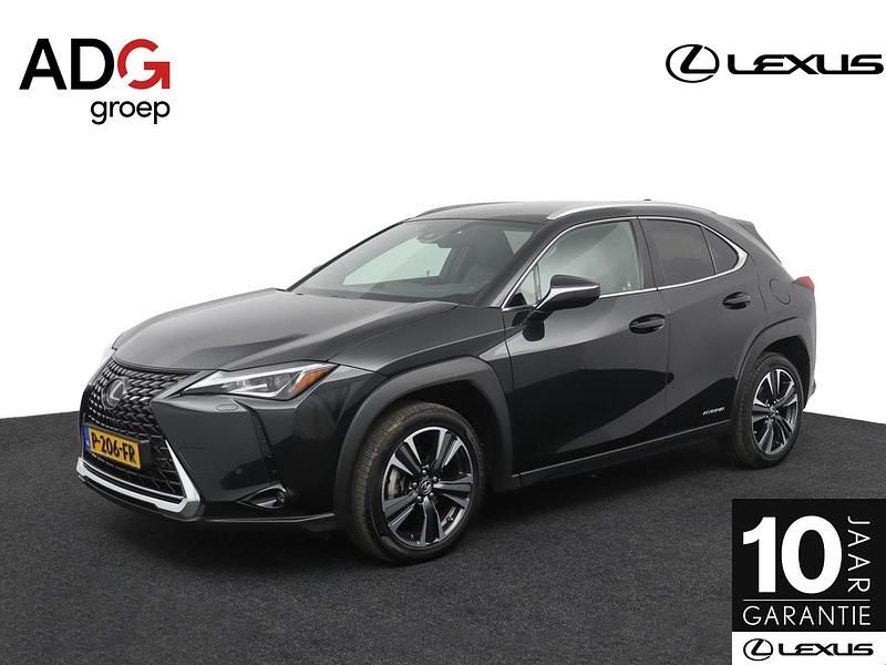Zwart Gebruikt 2022 Lexus UX SUV | € 29.950 (Iets duurder) - Afbeelding 1/4