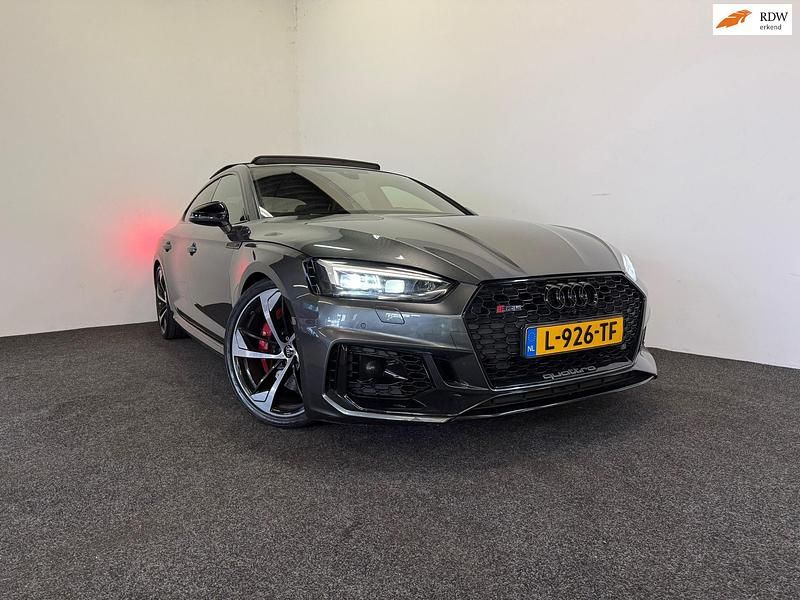 Grijs Gebruikt 2019 Audi RS5 Hatchback | € 59.500 (Eerlijke prijs) - Afbeelding 1/4