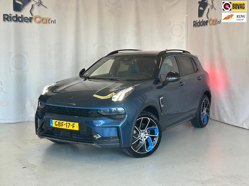 Blauw Gebruikt 2024 Lynk & Co 01 SUV | € 29.499 (Eerlijke prijs) - Afbeelding 1/4