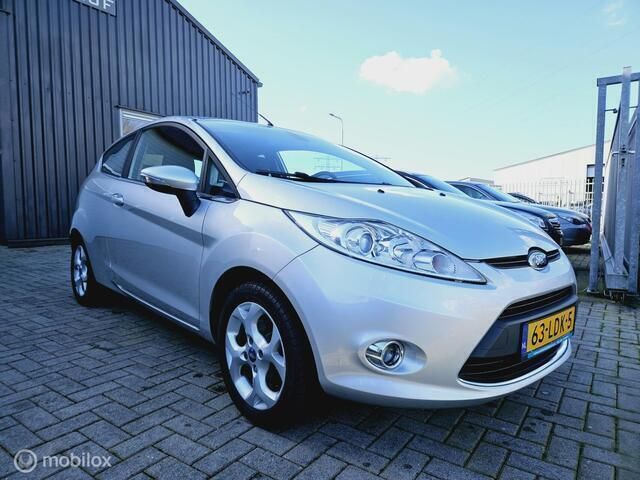 Occasion Ford Fiesta Titanium 82 PK (60 kW) 2010 Grijs Hatchback