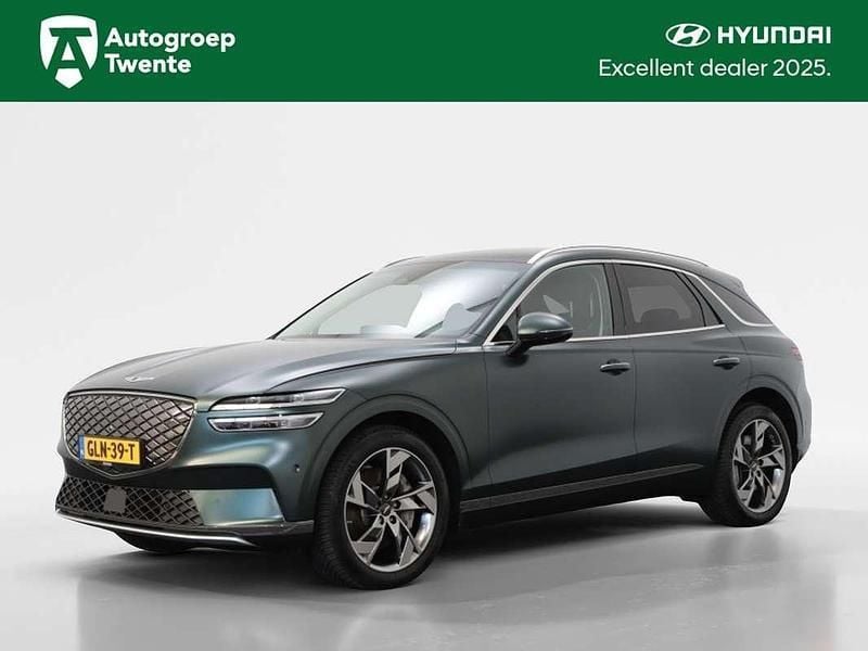 Groen, metallic lak Gebruikt 2022 Genesis GV70 Sport SUV | € 64.950 - Afbeelding 1/4