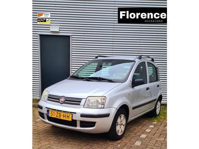 Grijs Gebruikt 2007 Fiat Panda Hatchback | € 1.845 (Eerlijke prijs) - Afbeelding 1/4