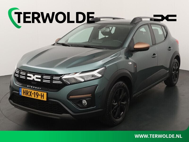 Groen Gebruikt 2024 Dacia Sandero Extreme Hatchback | € 24.295 (Iets duurder) - Afbeelding 1/4