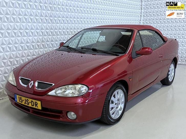 Occasion 2002 Renault Mégane II Cabriolet | € 999 (Eerlijke prijs) - Afbeelding 1/4