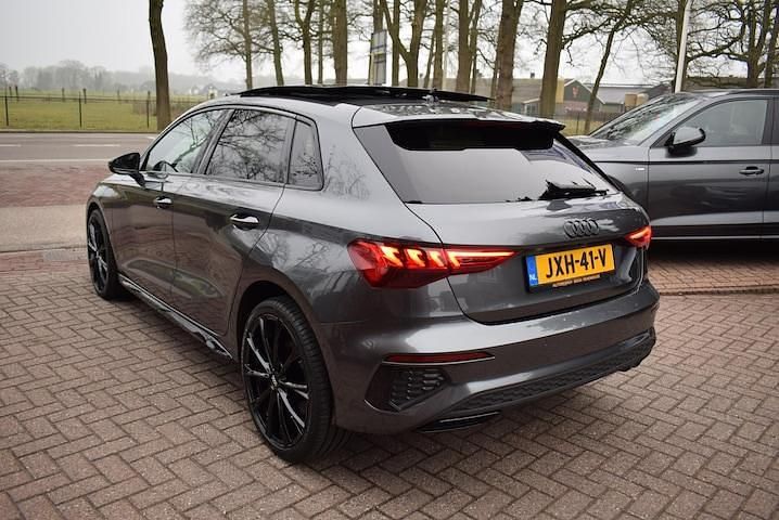 Occasion Audi A3 Sportback e-tron Competition 245 PK (180 kW) 2021 Grijs Hatchback