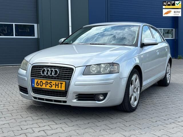 Grijs Gebruikt 2004 Audi A3 Sportback Ambition Hatchback | € 2.950 (Super prijs) - Afbeelding 1/4