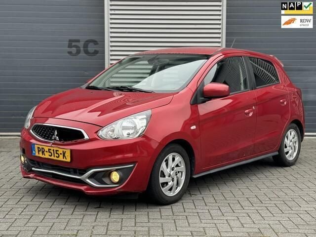 Rood Gebruikt 2017 Mitsubishi Space Star Edition Hatchback | € 3.950 (Goede deal) - Afbeelding 1/4