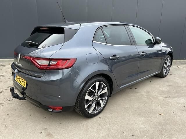Occasion Renault Mégane IV Bose Edition 132 PK (97 kW) 2017 Grijs Hatchback