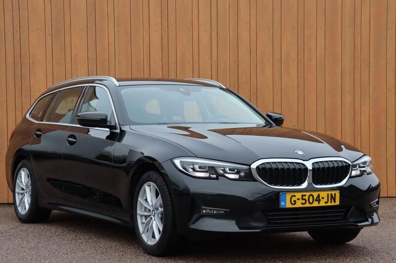 Occasion BMW 330 Executive 259 PK (190 kW) 2019 Zwart, metallic lak Stationwagen