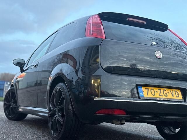 Occasion Fiat Grande Punto Sport 95 PK (69 kW) 2008 Zwart Hatchback