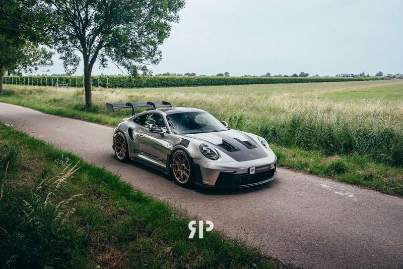 Grijs Nieuw 2025 Porsche 911 GT3 RS Coupé | € 409.950 - Afbeelding 1/4