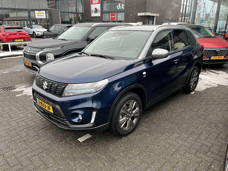 Blauw Occasion 2024 Suzuki Vitara SUV | € 28.140 (Eerlijke prijs) - Afbeelding 1/3