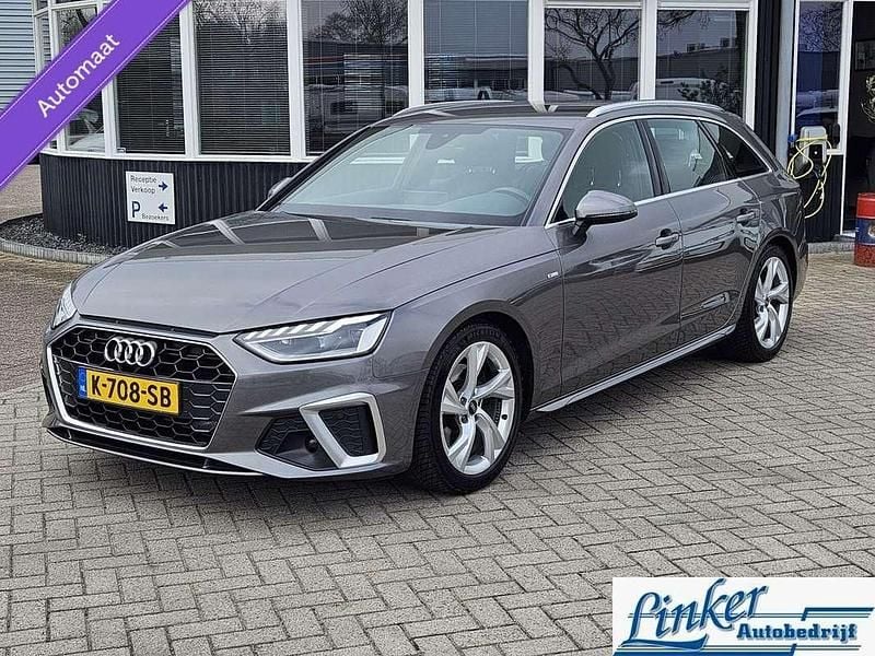 Grijs, metallic lak Gebruikt 2021 Audi A4 Stationwagen | € 27.950 (Eerlijke prijs) - Afbeelding 1/4