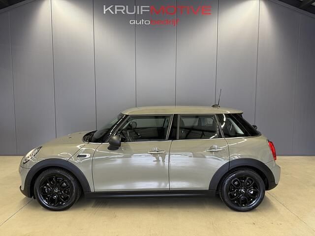 Occasion Mini ONE 102 PK (75 kW) 2018 Grijs Hatchback