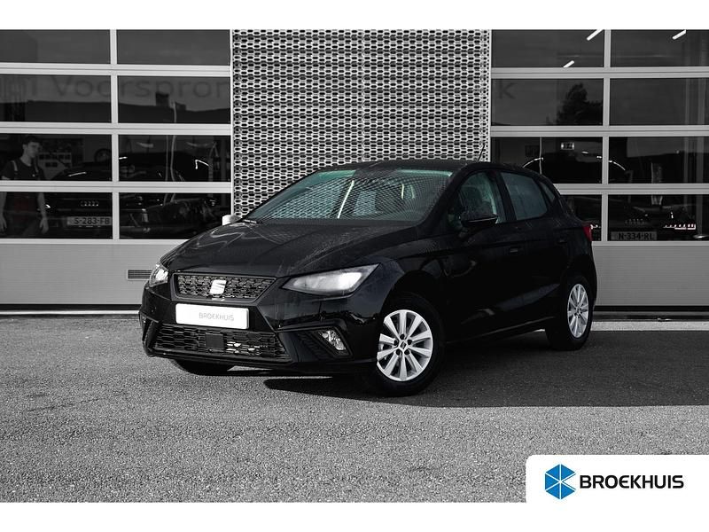 Zwart Gebruikt 2025 Seat Ibiza Style Plus Hatchback | € 24.085 (Duur) - Afbeelding 1/4