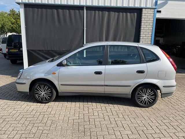 Occasion Nissan Almera Tino Visia 116 PK (85 kW) 2006 Grijs MPV