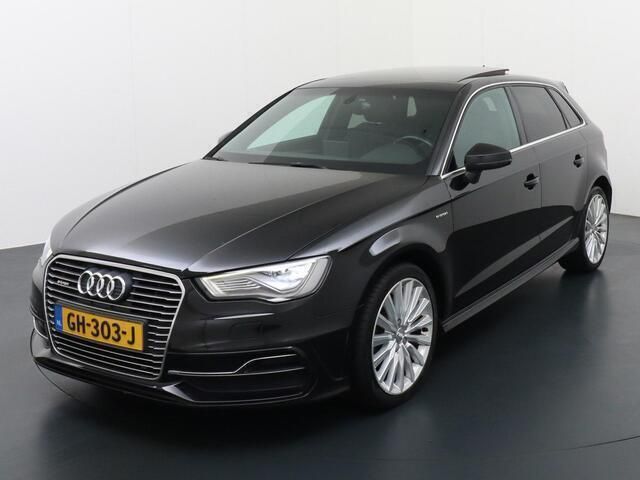 Zwart Gebruikt 2015 Audi A3 Sportback S-Line Hatchback | € 11.495 (Super prijs) - Afbeelding 1/4