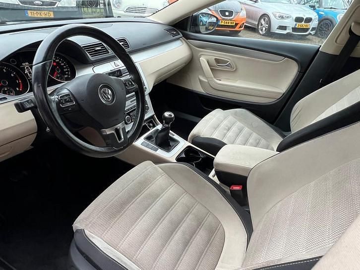 Occasion VW Passat 161 PK (118 kW) 2009 Zwart Sedan