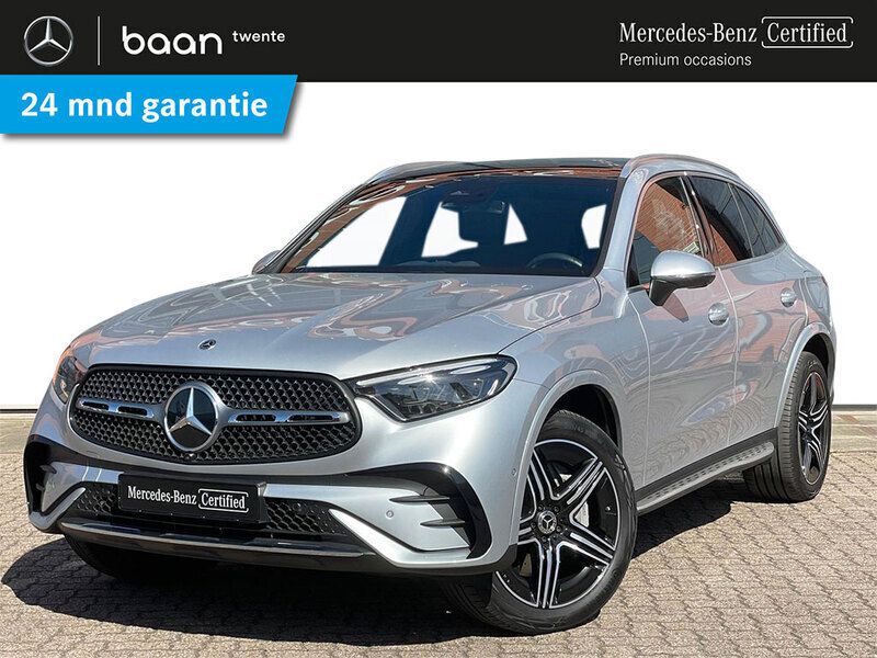 Zilver Gebruikt 2024 Mercedes GLC300e AMG line SUV | € 73.900 (Iets duurder) - Afbeelding 1/4