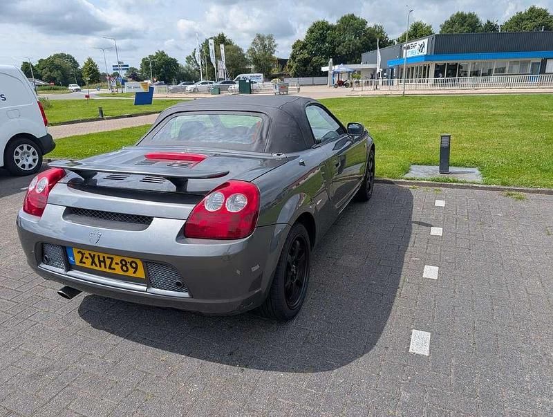 Grijs Gebruikt 2003 Toyota MR2 Cabriolet | € 11.650 (Duur) - Afbeelding 1/4