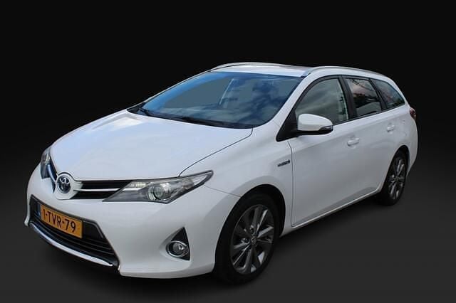 Wit Gebruikt 2014 Toyota Auris Hatchback | € 8.950 (Eerlijke prijs) - Afbeelding 1/4