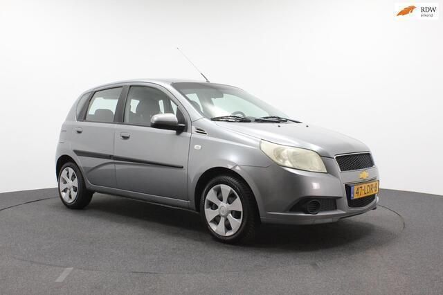 Grijs Gebruikt 2010 Chevrolet Aveo LS Hatchback | € 3.350 (Duur) - Afbeelding 1/4