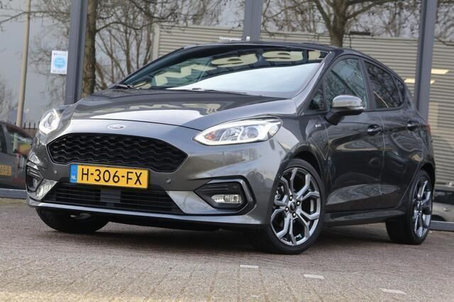 Grijs Occasion 2020 Ford Fiesta ST-Line Hatchback | € 13.445 (Eerlijke prijs) - Afbeelding 1/4