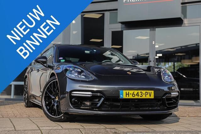 Grijs Gebruikt 2020 Porsche Panamera Sport Turismo Sedan | € 79.990 (Goede deal) - Afbeelding 1/4