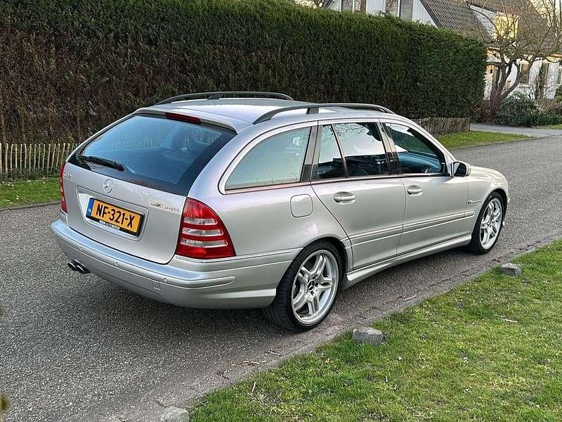Zilver Gebruikt 2001 Mercedes C32 AMG AMG Stationwagen | € 14.950 - Afbeelding 1/4