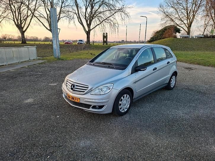 Occasion 2008 Mercedes B170 MPV | € 3.000 (Goede deal) - Afbeelding 1/4