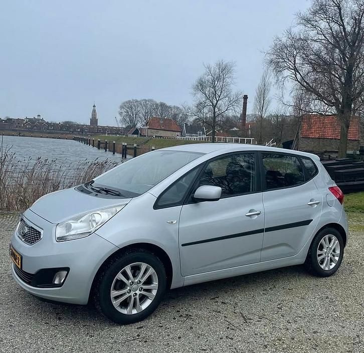 Occasion 2011 Kia Venga Hatchback | € 5.250 (Eerlijke prijs) - Afbeelding 1/4