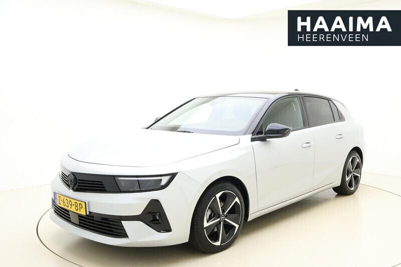 Grijs Gebruikt 2024 Opel Astra Hatchback | € 30.145 (Eerlijke prijs) - Afbeelding 1/4