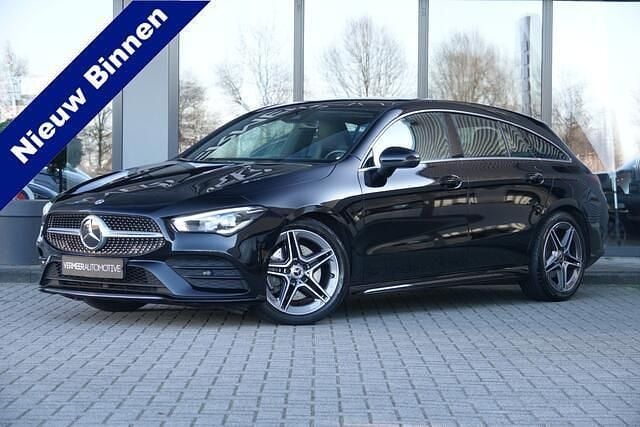 Zwart Gebruikt 2022 Mercedes CLA200 Shooting Brake Business Stationwagen | € 30.900 (Eerlijke prijs) - Afbeelding 1/4