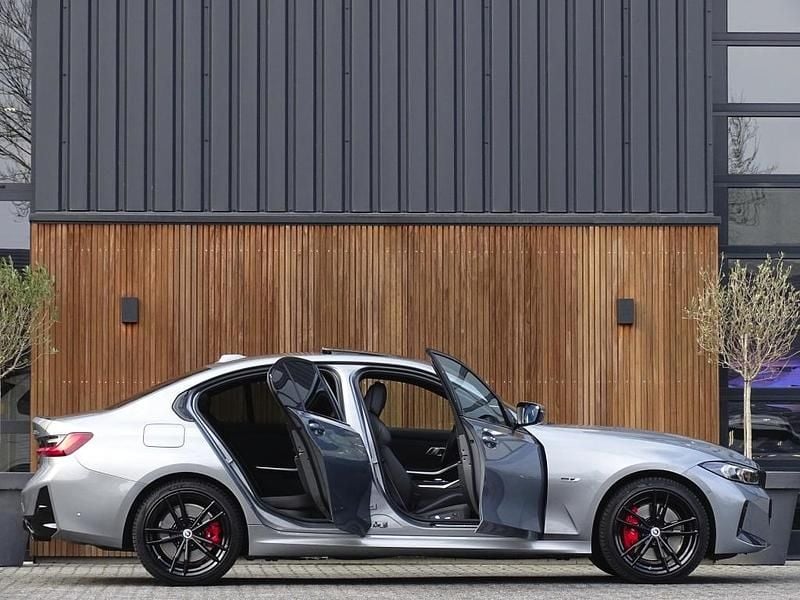Occasion BMW 330 M Sport 293 PK (215 kW) 2022 Grijs Sedan