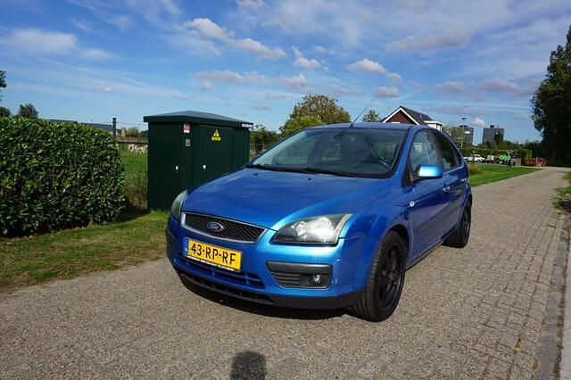 Occasion Ford Focus 101 PK (74 kW) 2005 Blauw Hatchback