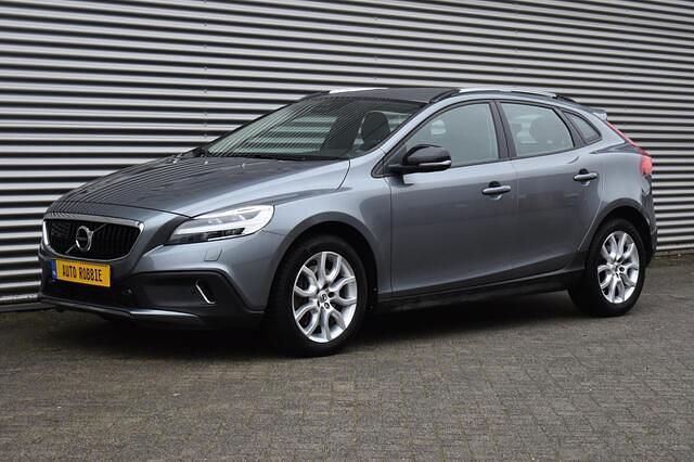 Occasion Volvo V40 152 PK (111 kW) 2017 Grijs (metallic) Hatchback
